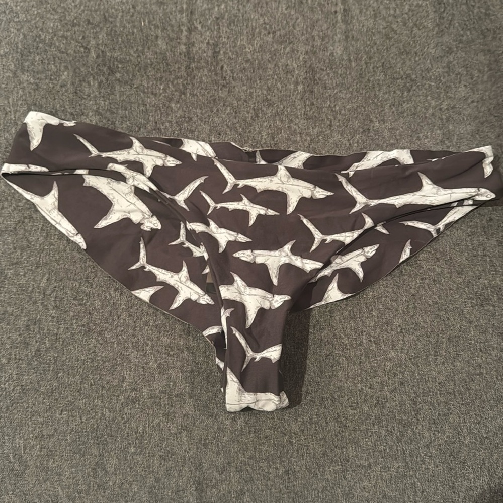 BOYS + ARROWS Kiki Bikini Bottom in Hoodfish - Large